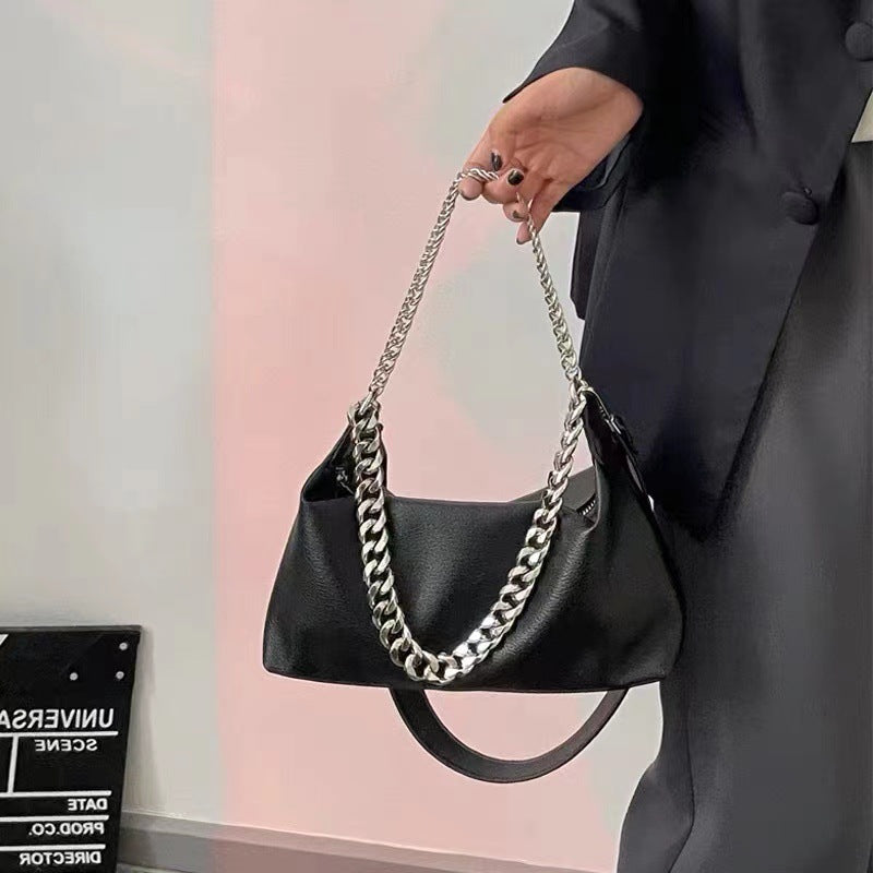 Vielseitige Umhängetasche mit Kette – Bild 3 | LuxeStyle