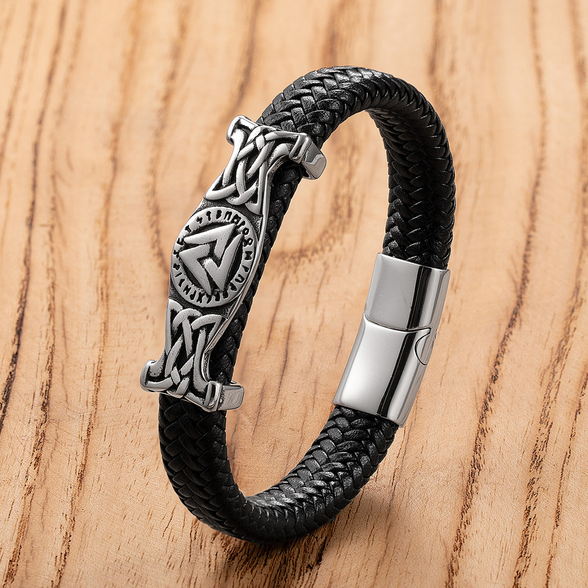 Handgefertigtes Edelstahl-Lederarmband – Bild 6 | LuxeStyle