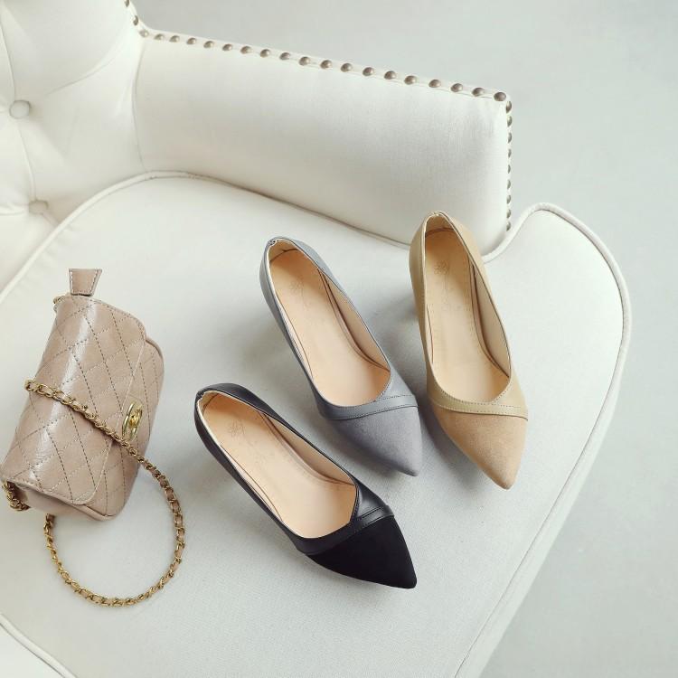 Spitze Chunky-Heel Pumps aus Wildleder