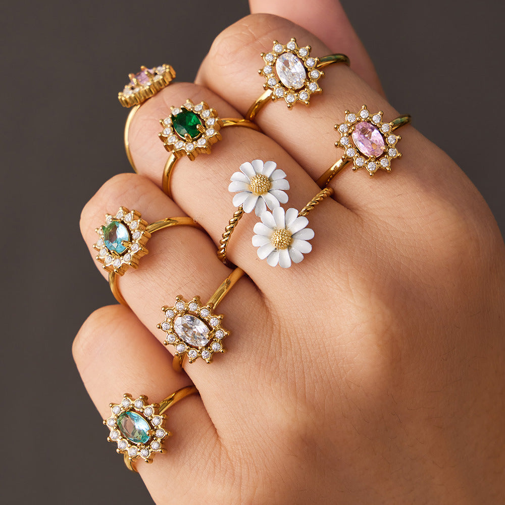 Sonnenblumen-Ring mit Zirkonia, vergoldet – Bild 3 | LuxeStyle