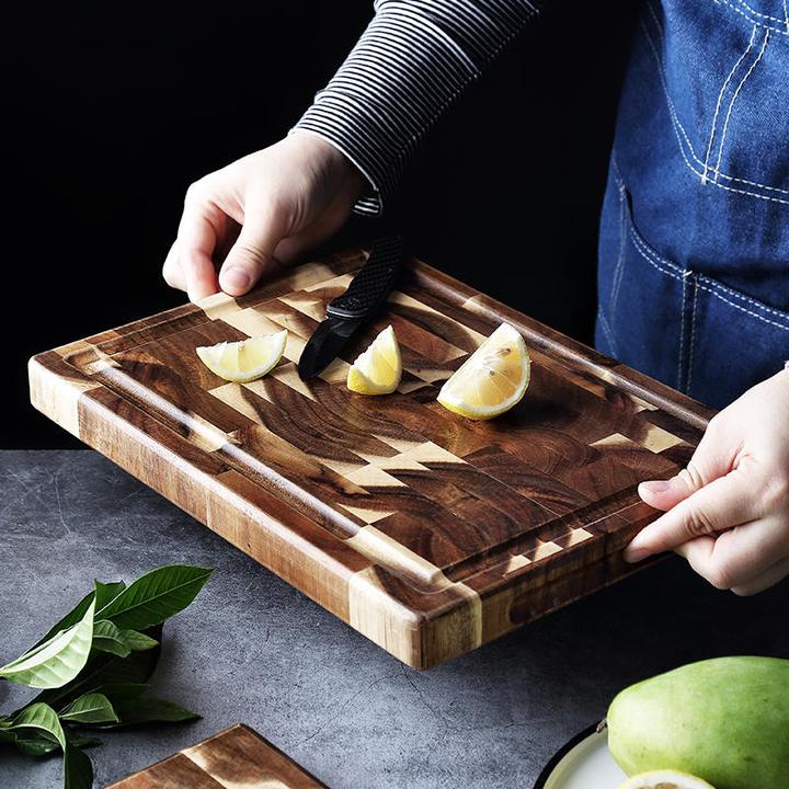 Hackbrett aus Massivholz für die Küche – Bild 9 | LuxeStyle