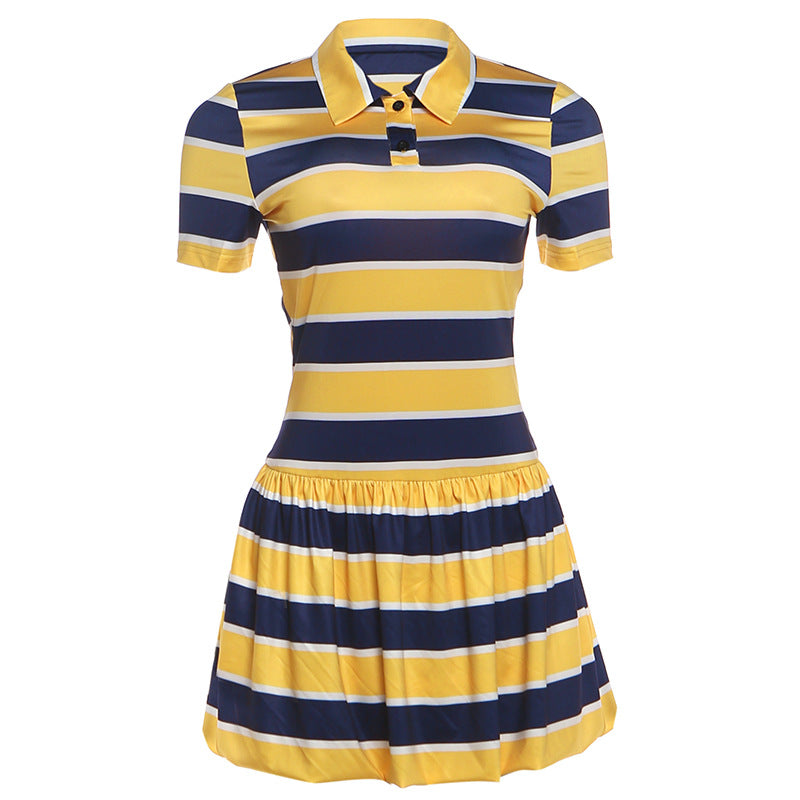 Gestreiftes Sportkleid mit Reverskragen – Bild 4 | LuxeStyle