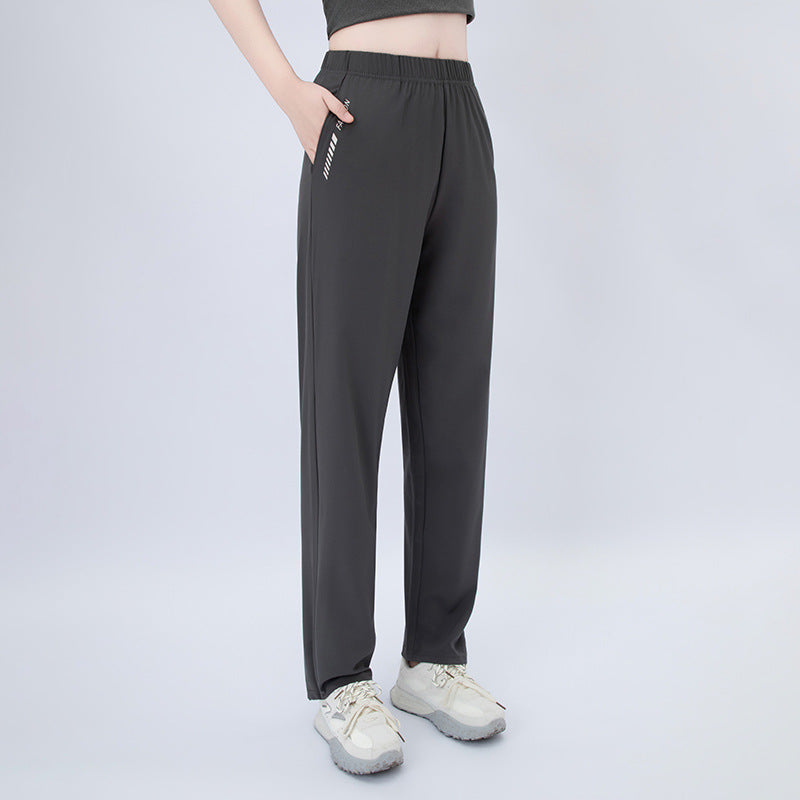 Freizeit-Hose mit Letter-Print