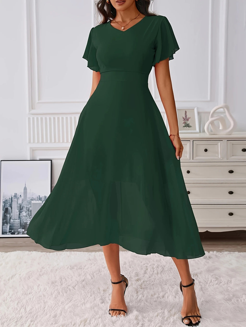 Elegantes Chiffonkleid mit V-Ausschnitt – Bild 9 | LuxeStyle