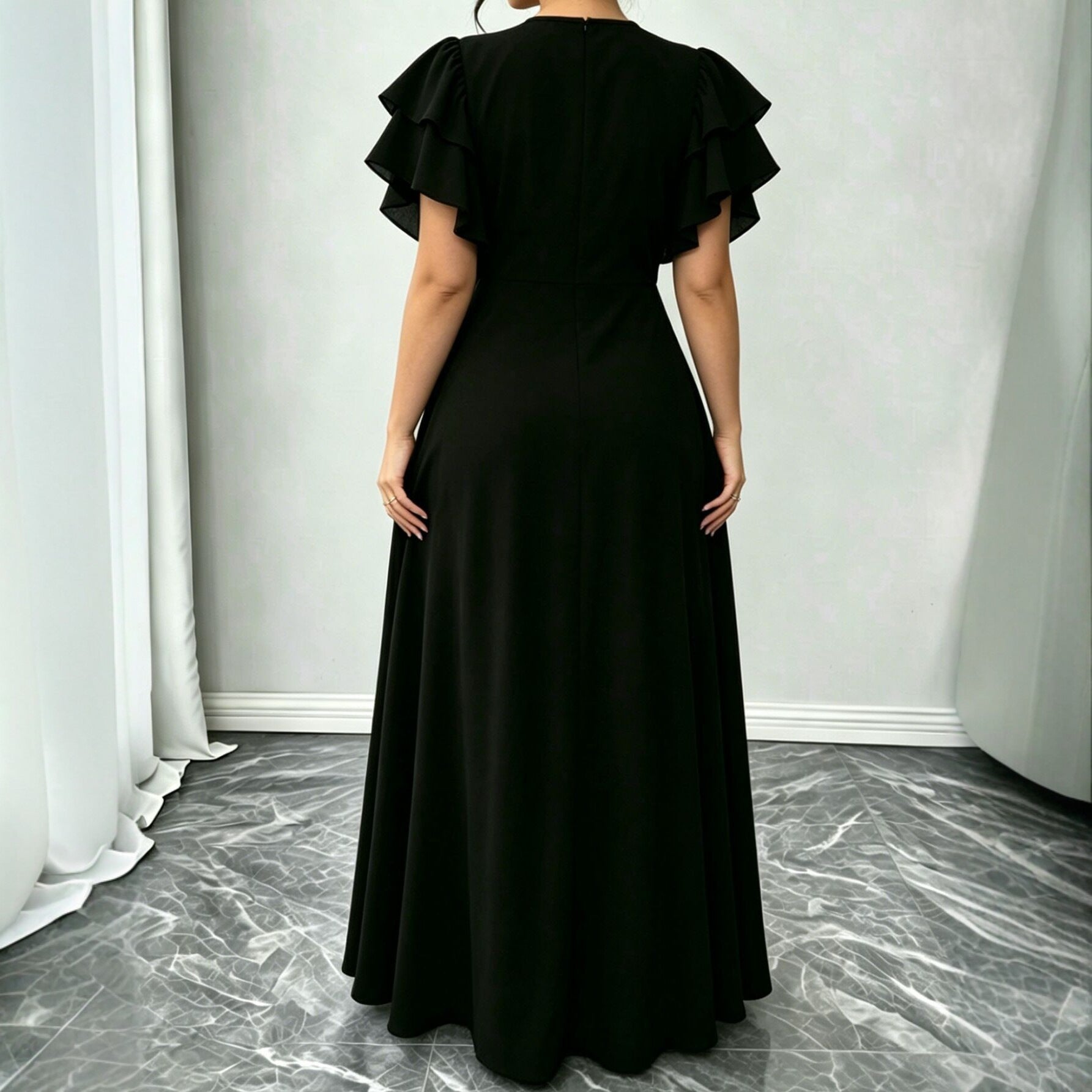 Elegantes Kleid mit V-Ausschnitt