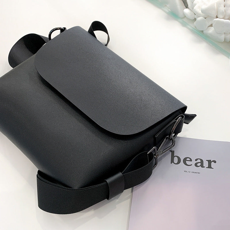 Leichte Messenger Bag für Herren – Bild 1 | LuxeStyle