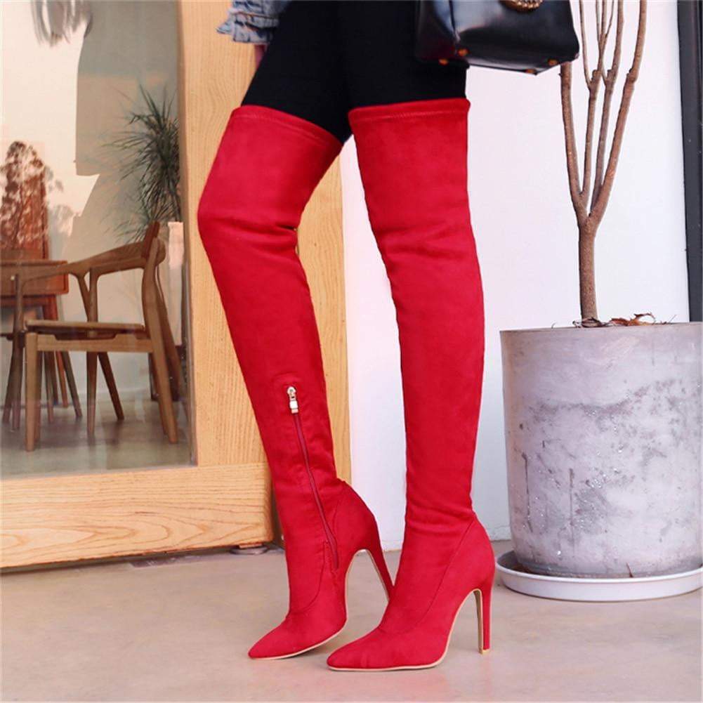 Hohe Stiefel aus Wildleder