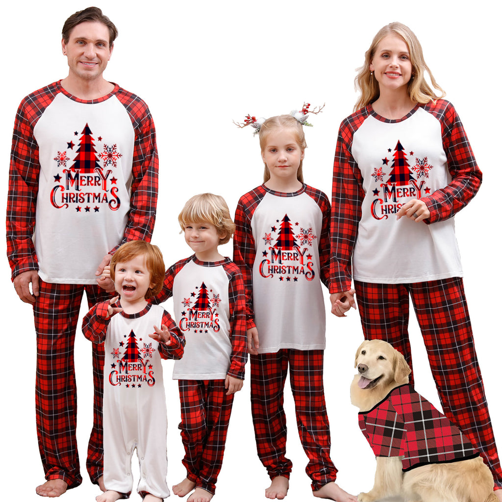 Weihnachts-Pyjama-Set für die ganze Familie
