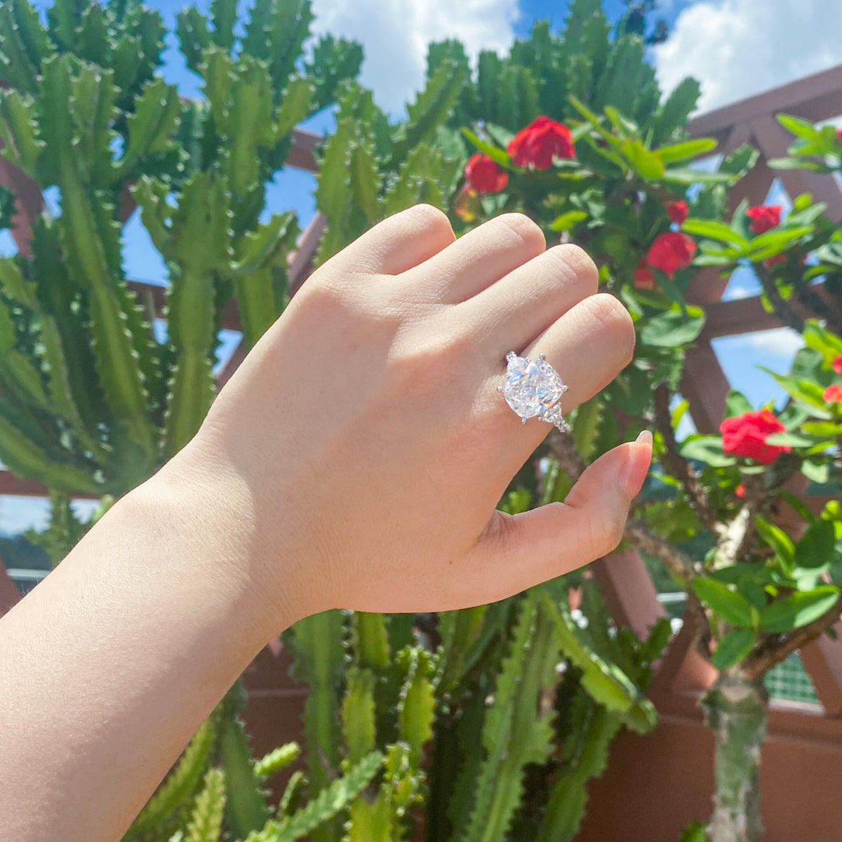 Geometrischer Zirkonia-Ring für Frauen – Bild 5 | LuxeStyle