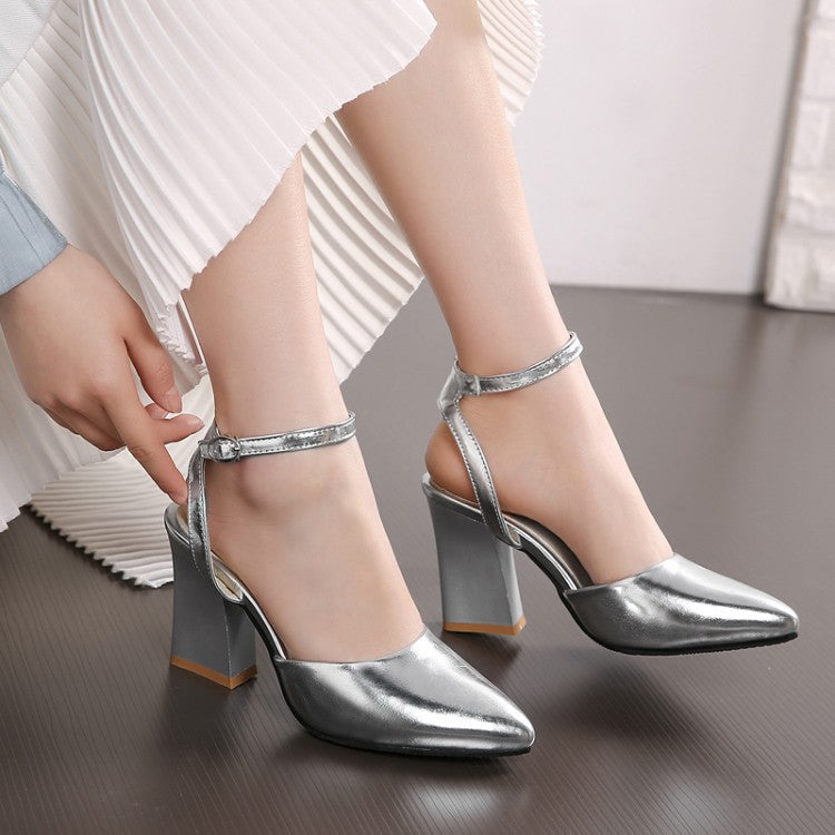 Hohe Pumps mit Spitzen – Bild 2 | LuxeStyle