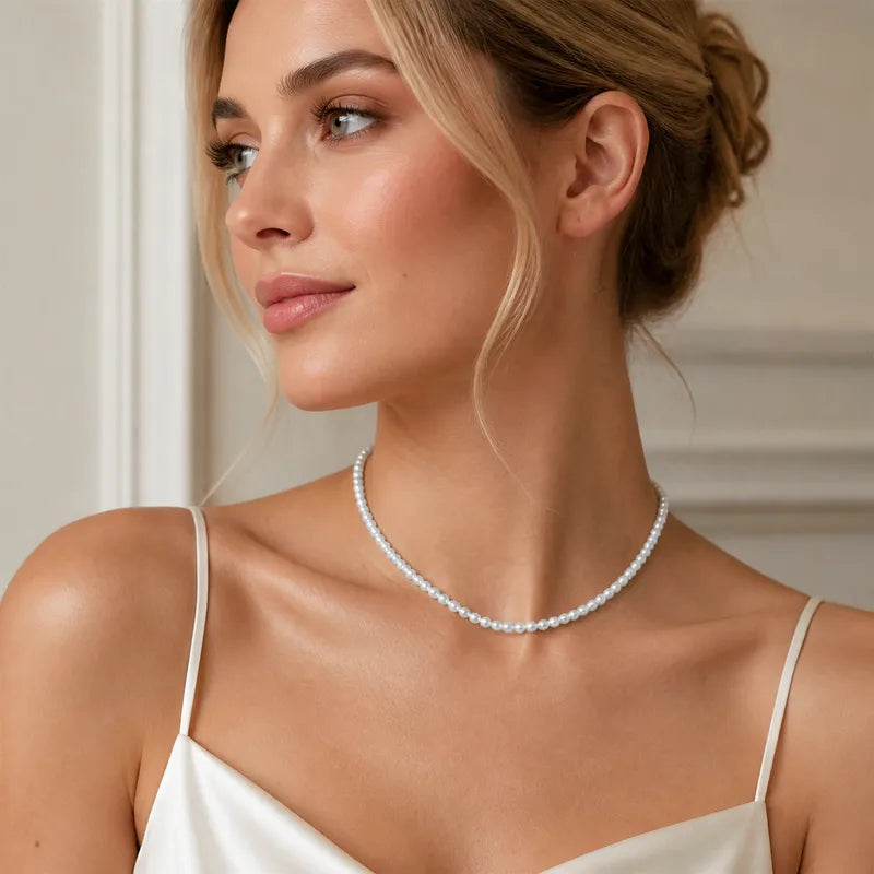 Geometrisches Halsband aus Edelstahl mit Goldplattierung – Bild 5 | LuxeStyle