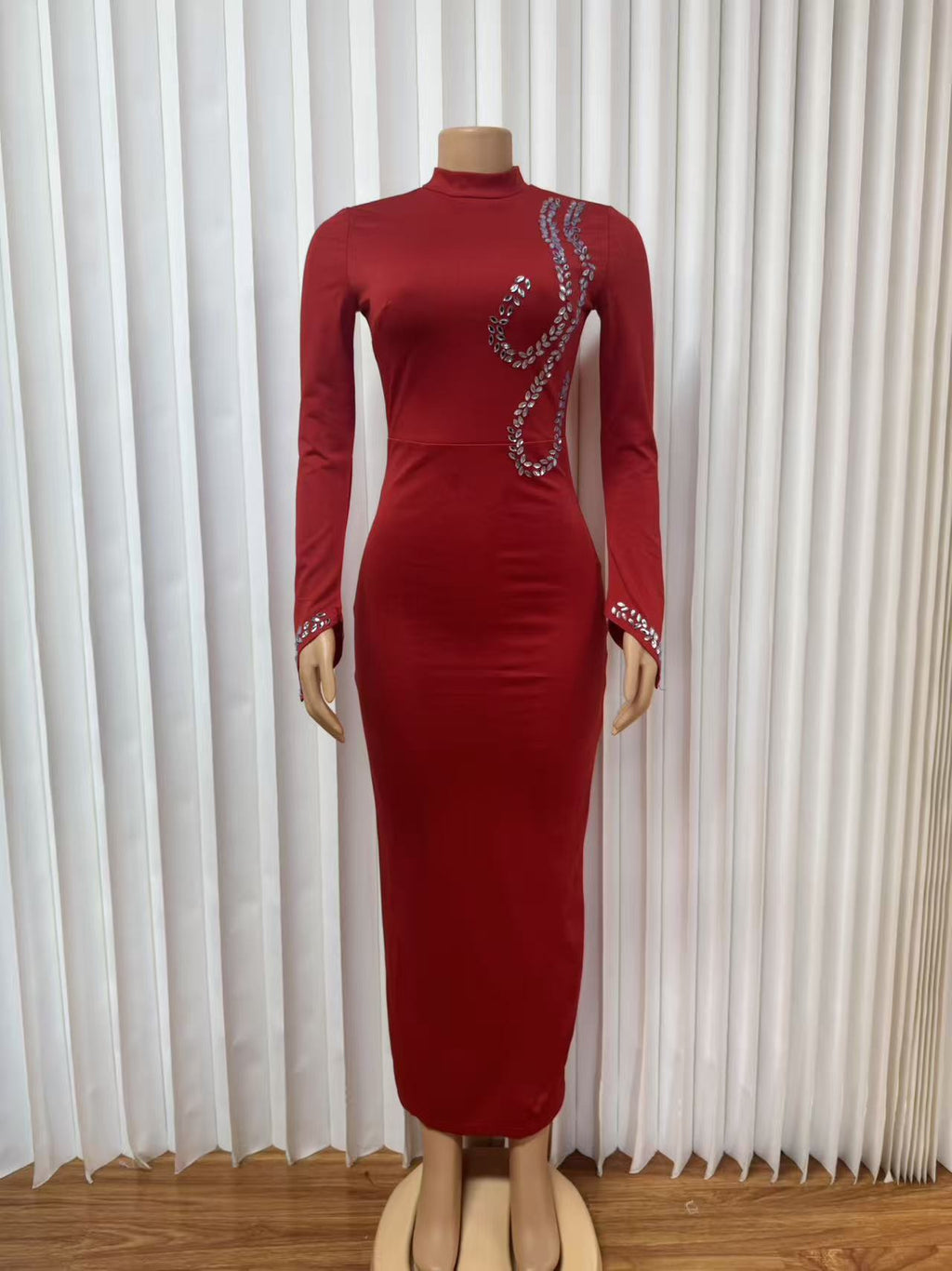Elegantes figurbetontes Etuikleid – Bild 2 | LuxeStyle