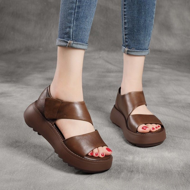 Vintage-Sandalen mit Klettverschluss