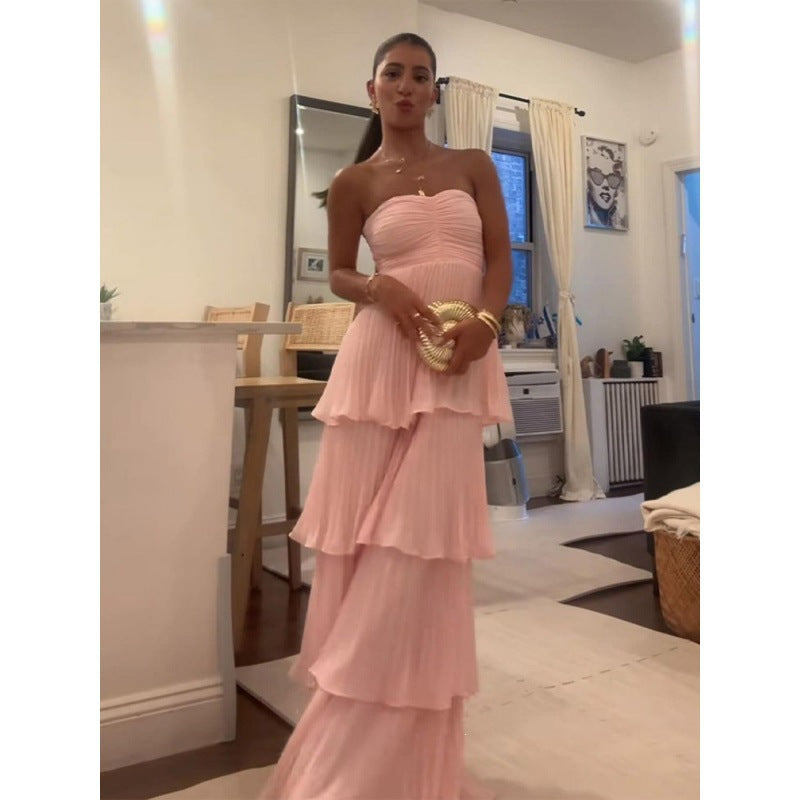 Elegantes Plissée-Abendkleid mit kurzen Ärmeln – Bild 2 | LuxeStyle