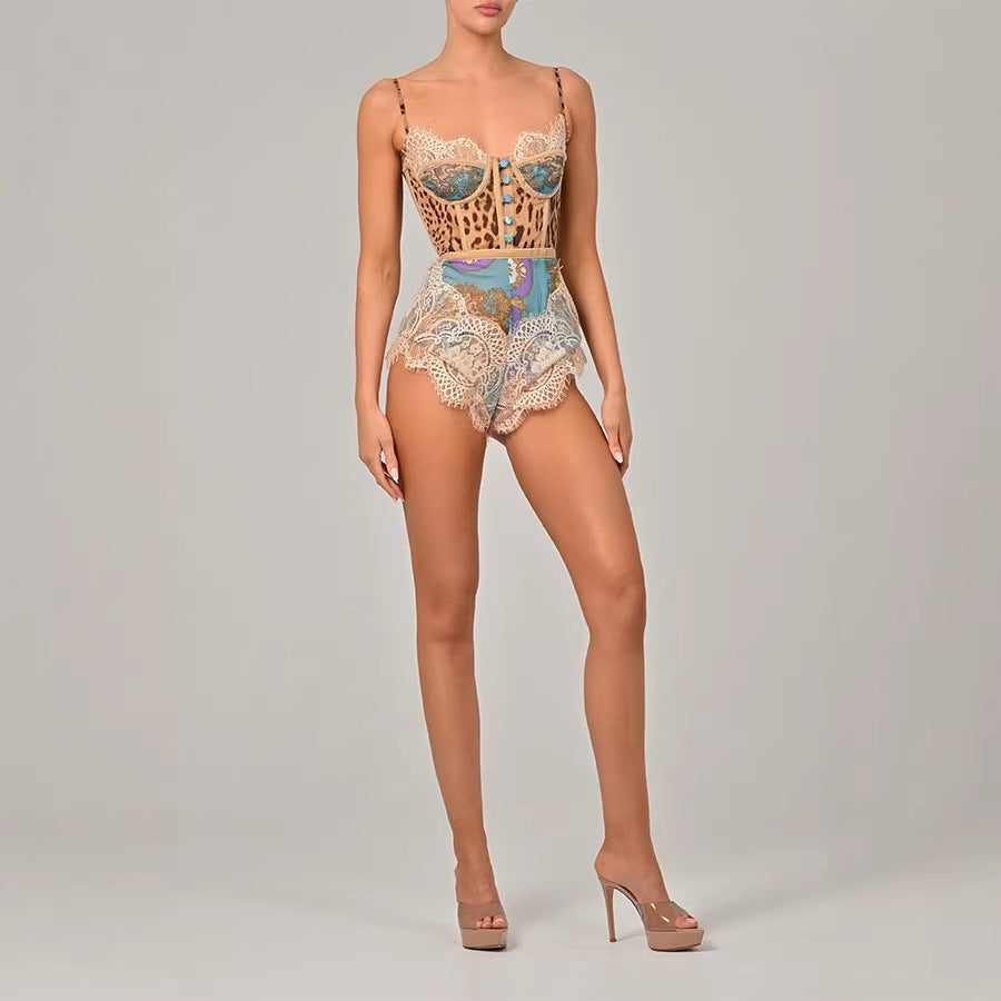 Eleganter Spitzen-Jumpsuit mit Print