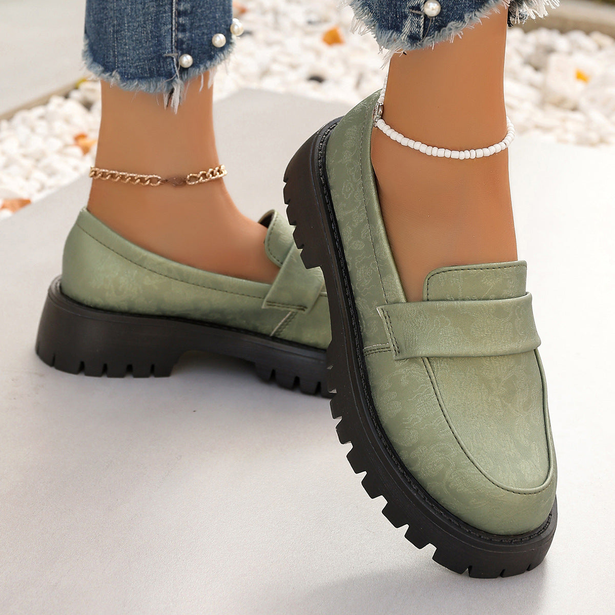 Britische Slip-on Loafer mit Chunky-Absatz