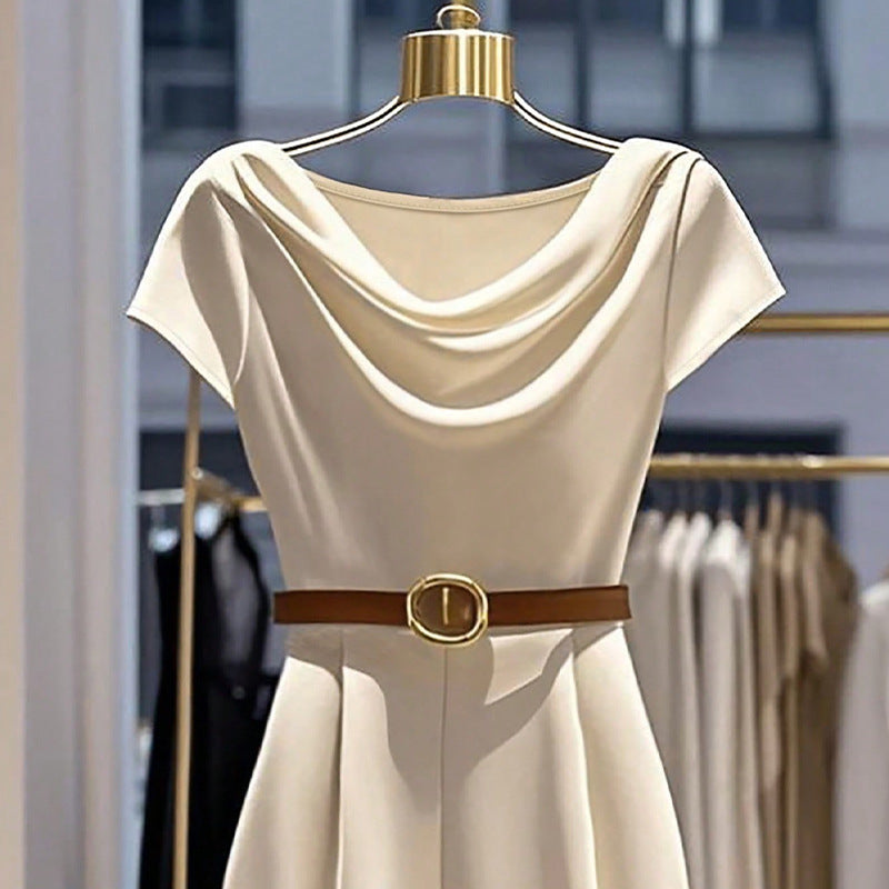 Eleganter Satin-Jumpsuit mit weitem Bein