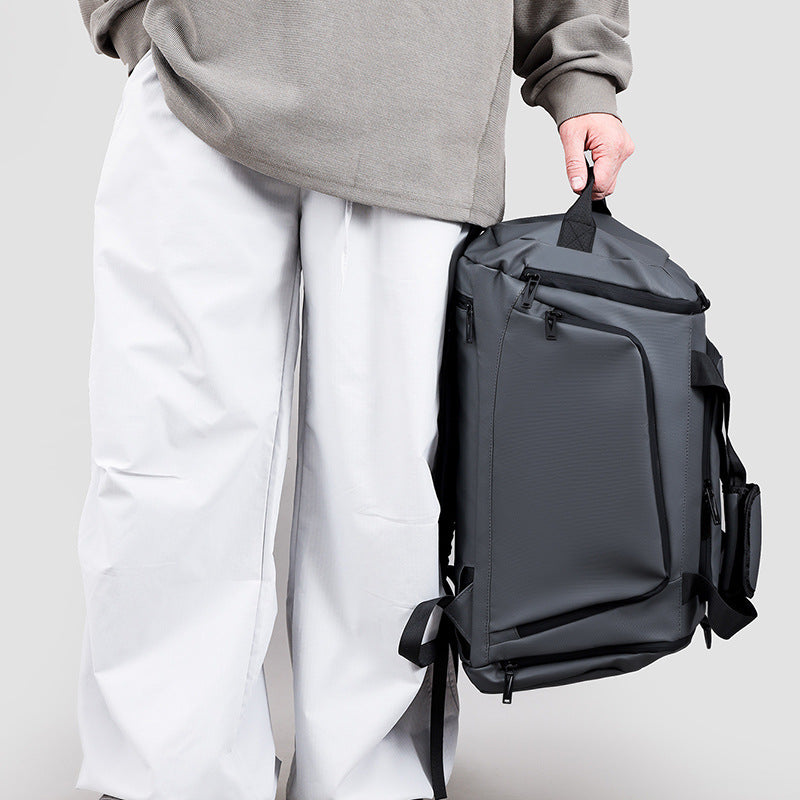 Grosser Business-Reiserucksack mit Wasserschutz – Bild 4 | LuxeStyle