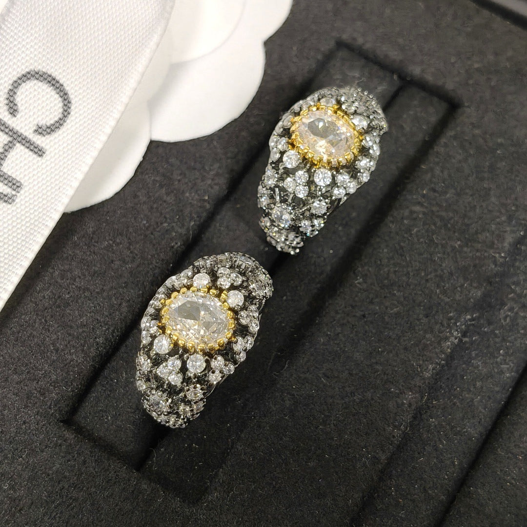 Vintage Oval Ring mit Zirkonia
