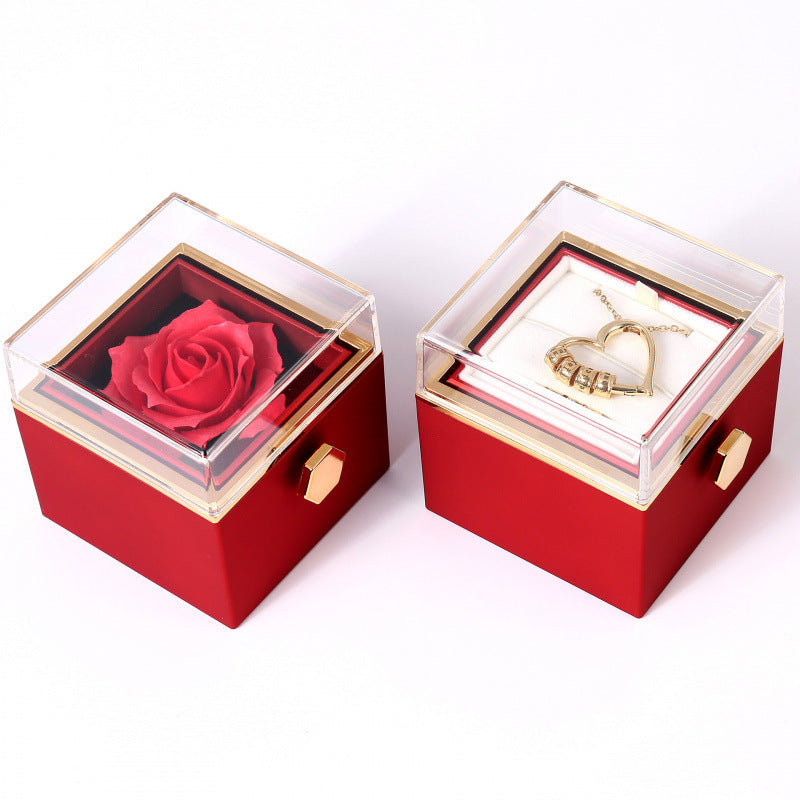 Drehbare Schmuckbox mit Kette