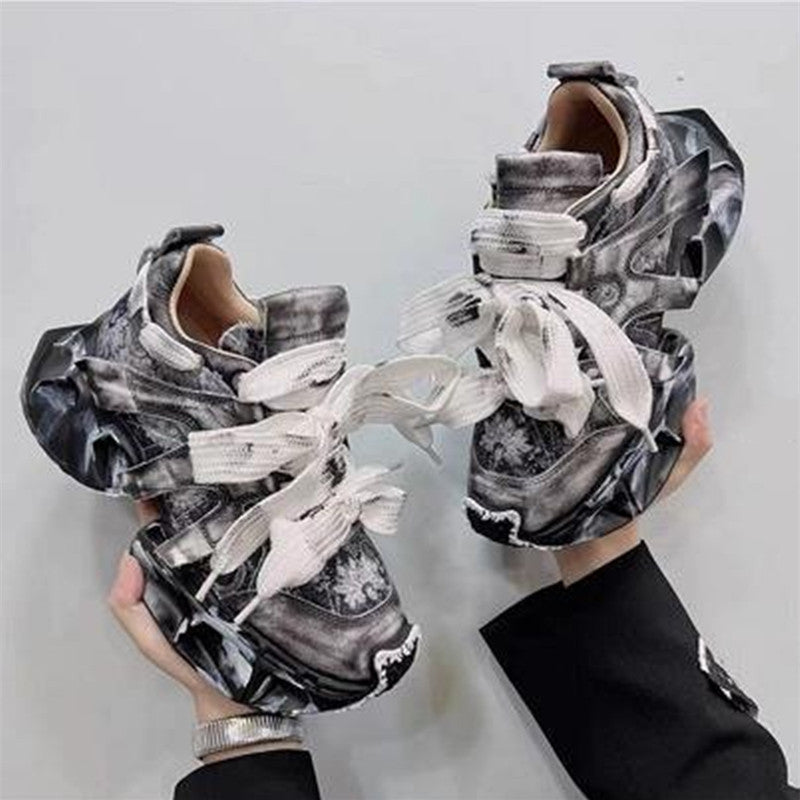 Graffiti Sneaker