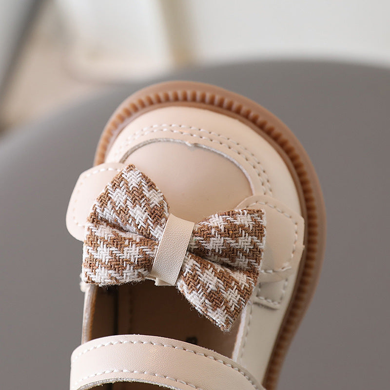 Weiche Anti-Rutsch-Baby-Schuhe aus Kunstleder
