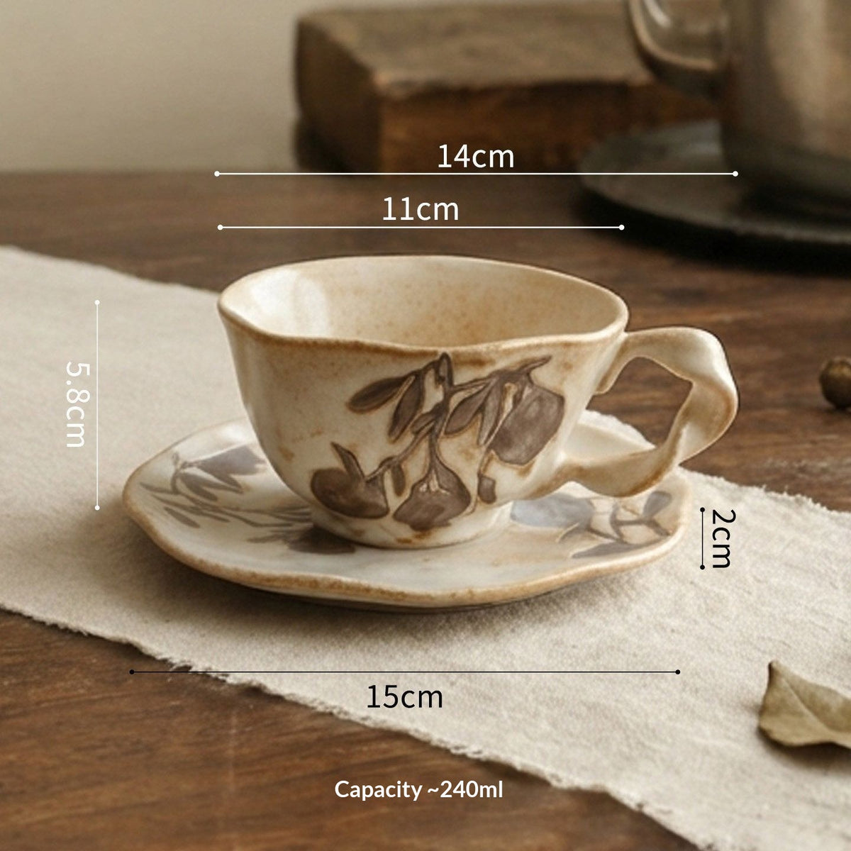 Keramikkaffee-Tasse & Untertasse Set | LuxeStyle