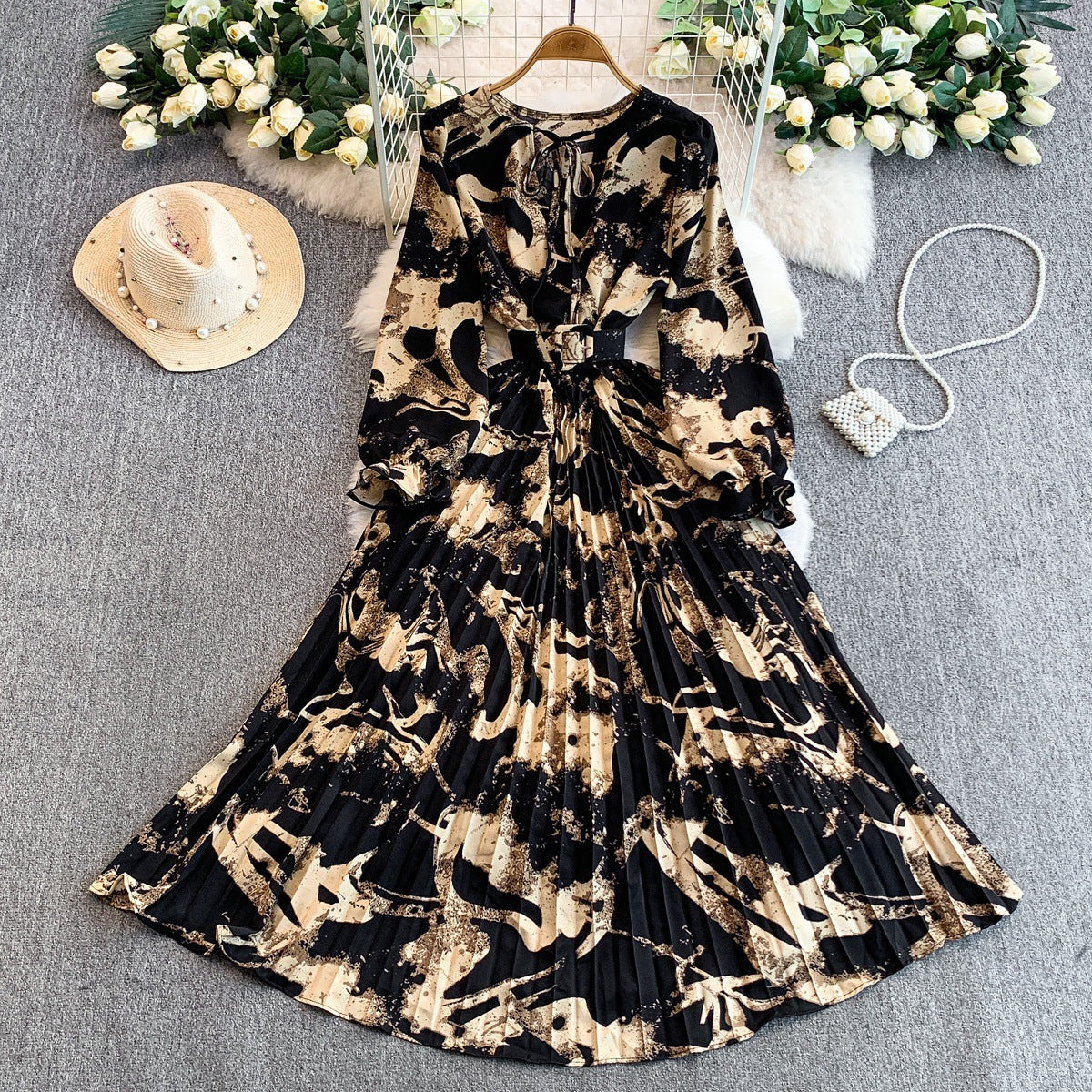 Bedrucktes Midikleid mit weitem Faltenrock – Bild 2 | LuxeStyle