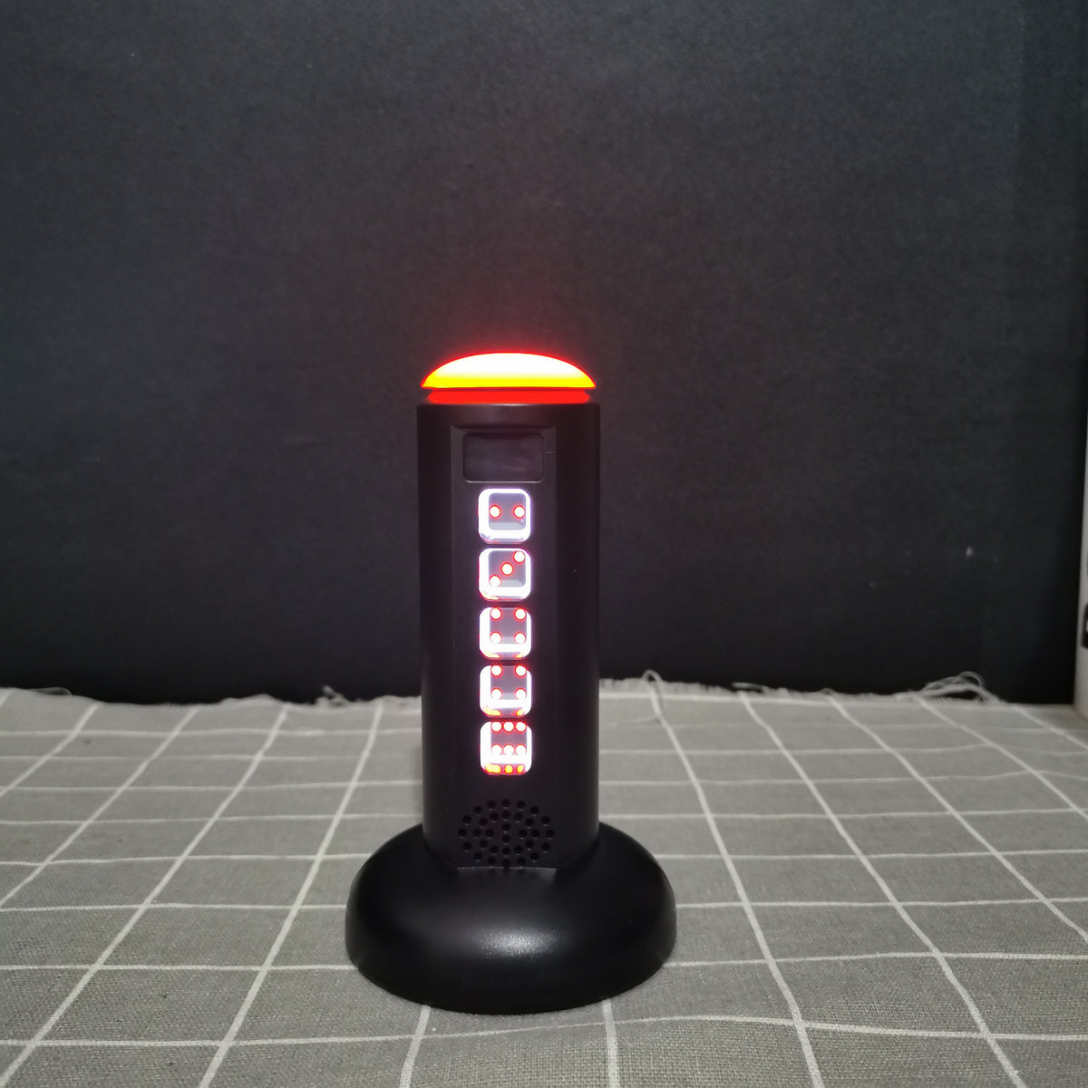 Elektronischer Würfel-Box – Bild 7 | LuxeStyle