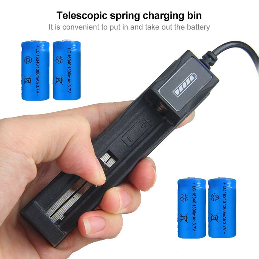 4er-Pack 16340 Li-Ion Akkus mit USB-Ladegerät