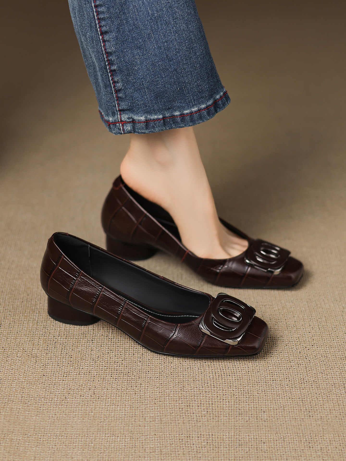 Echtleder-Pumps mit klobigem Absatz