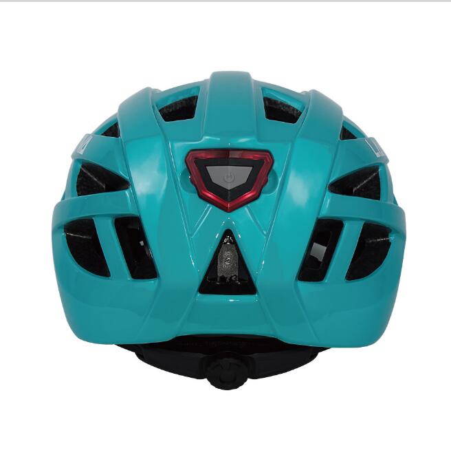 Velohelm mit Rücklicht für Outdoor-Sport