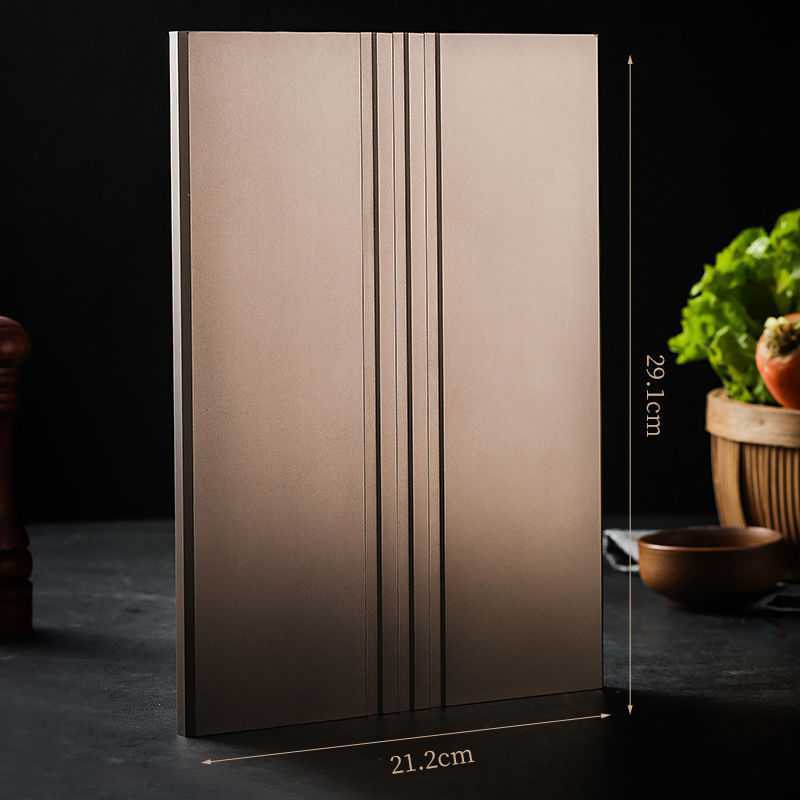 Goldene Aufstellplatte aus Edelstahl – Bild 2 | LuxeStyle
