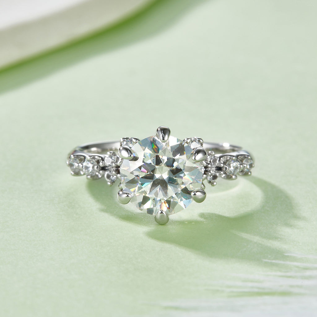 Silber 2ct Moissanstein Ring mit Blumenakzent, GRA-Zertifiziert