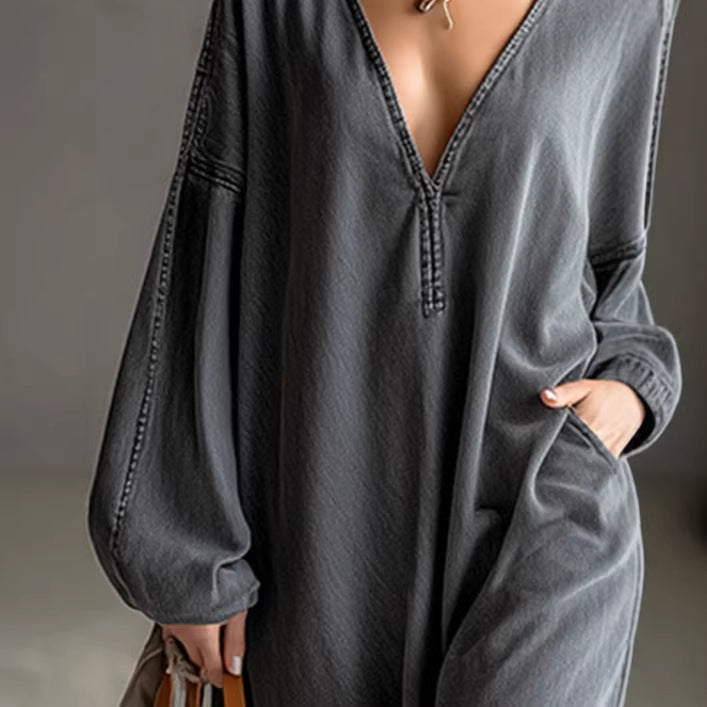 Graues Denim-Kleid mit Fledermausärmeln – Bild 4 | LuxeStyle