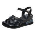 Geflochtene Plateau-Sandalen mit Schnalle – Bild 15 | LuxeStyle
