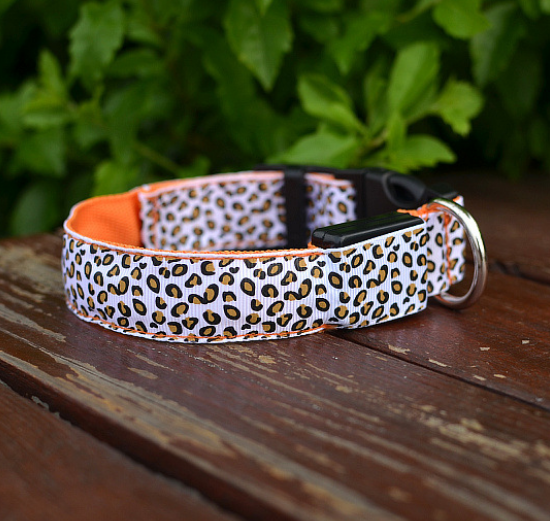 LED-Halsband für Hunde – Leopard-Muster