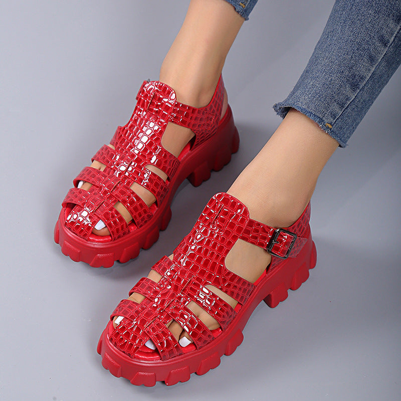 Strukturierte Sandalen mit dicker Sohle – Bild 7 | LuxeStyle