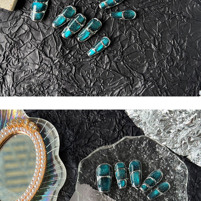 Aufklebe-Fingernägel Blau Sternenhimmel – Bild 5 | LuxeStyle