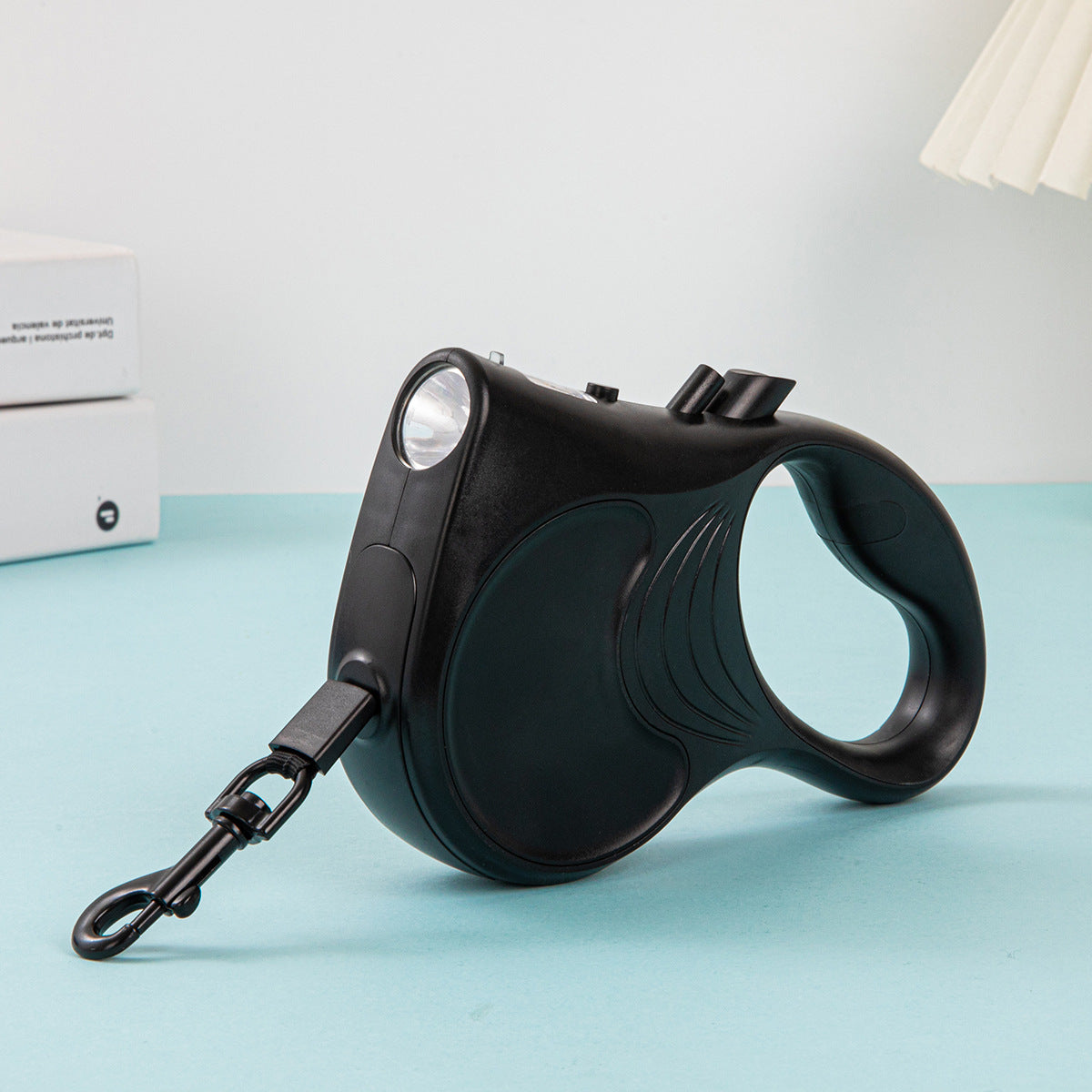 Automatisches, einziehbares Haustierseil mit Licht – Bild 10 | LuxeStyle
