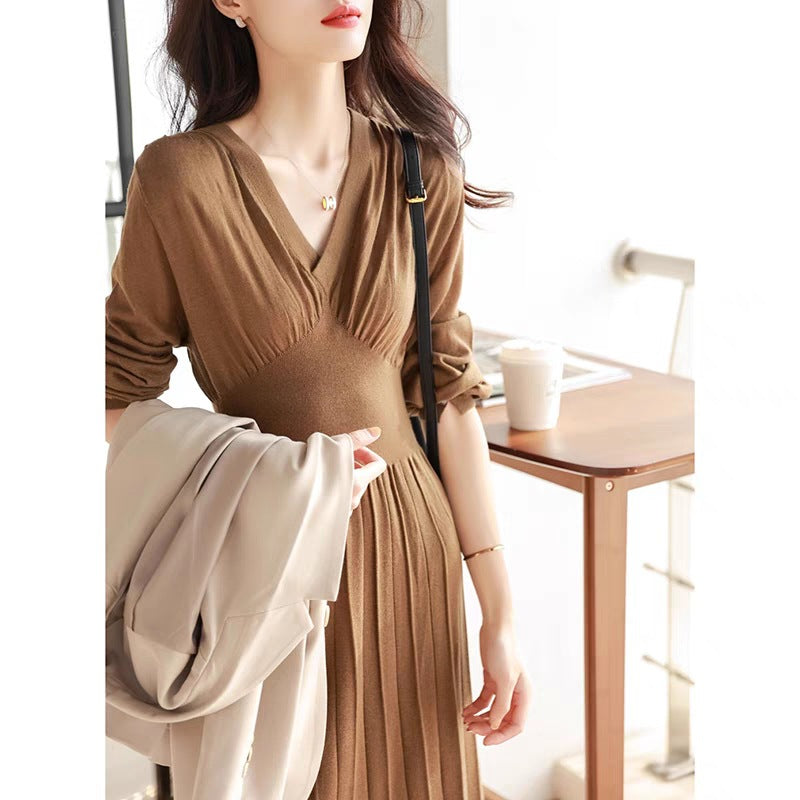 Elegantes V-Ausschnitt Kleid