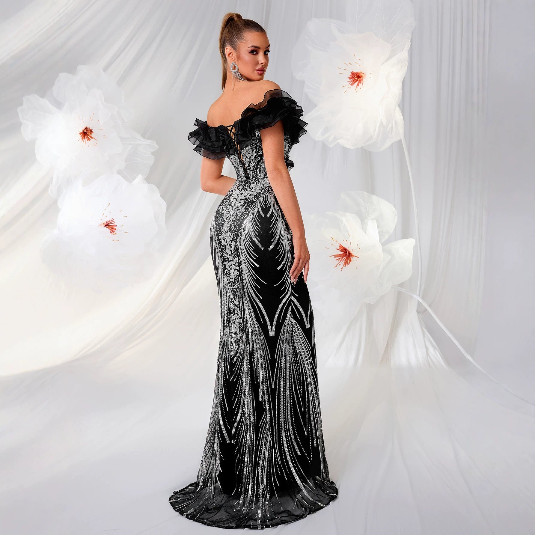 Elegantes Off-Shoulder Fishtail-Kleid mit Rüschen