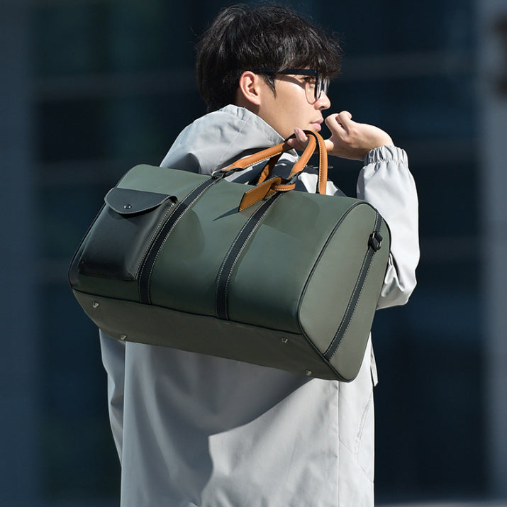 Reisetasche mit Nass-Trocken-Trennung – Bild 8 | LuxeStyle