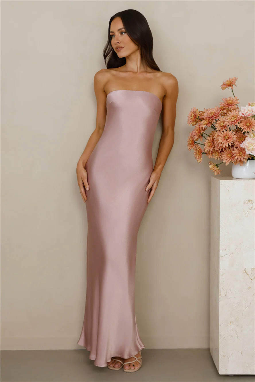 Damen rückenfreies Satin-Maxikleid