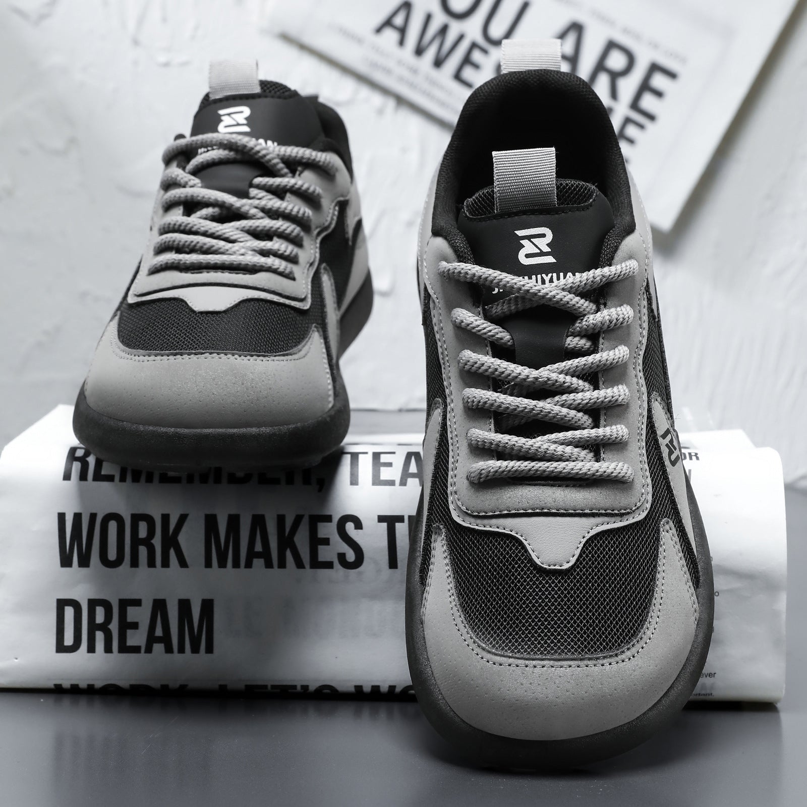 Atmungsaktive Casual Sneakers mit breitem Leisten