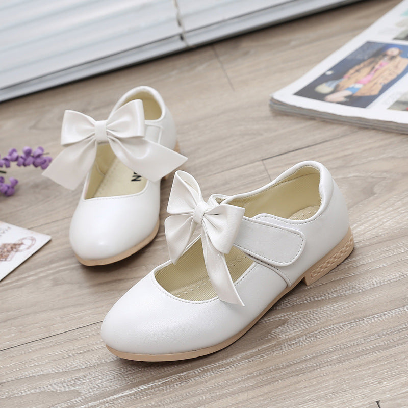 Kinderlaufschuhe Weiss PU mit Bogenknopf – Bild 6 | LuxeStyle