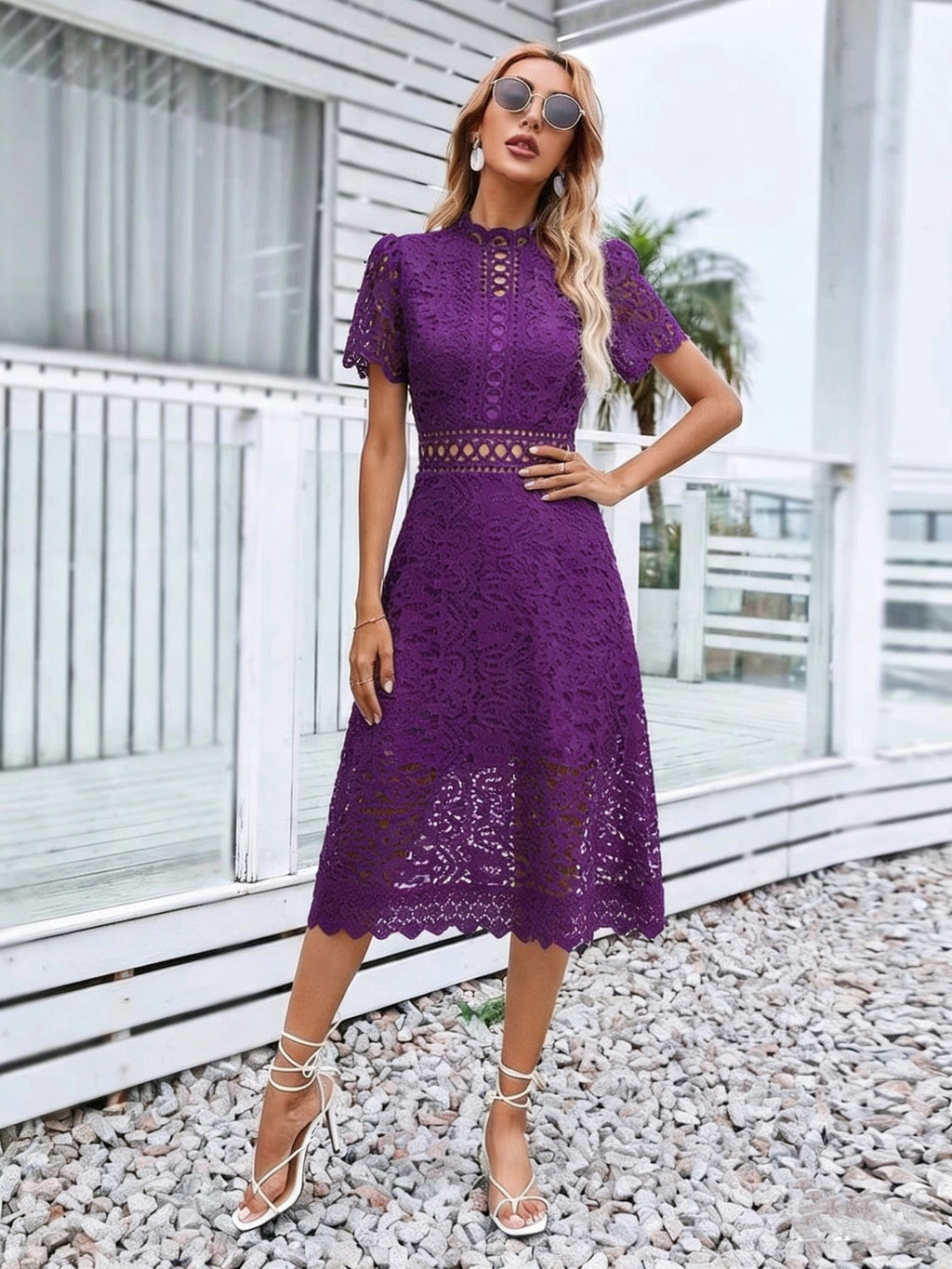 Elegantes Midi-Kleid aus Spitze mit Häkel-Details – Bild 9 | LuxeStyle