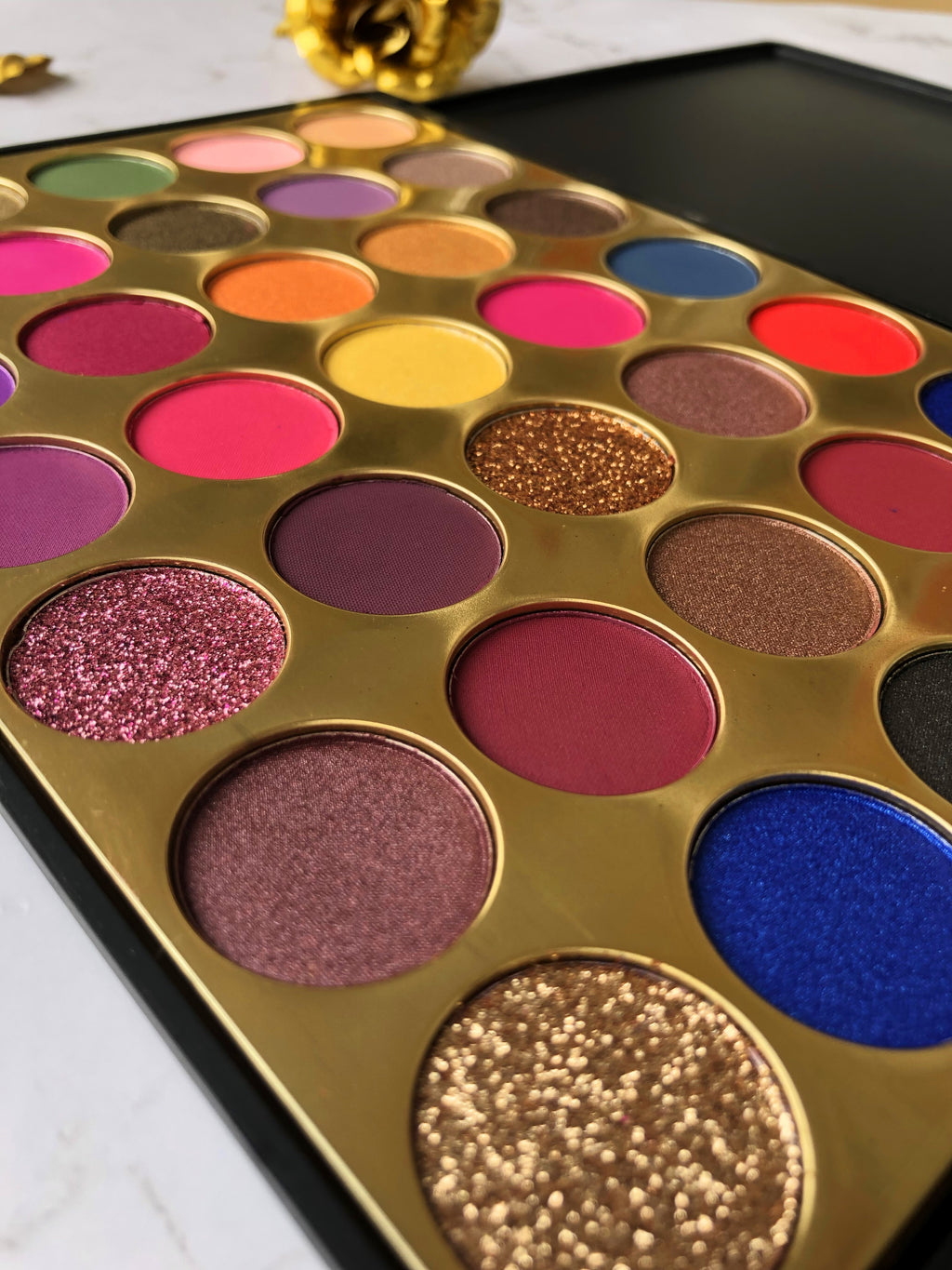 Glitzer-Puder Augenstift – 8 Farben – Bild 3 | LuxeStyle