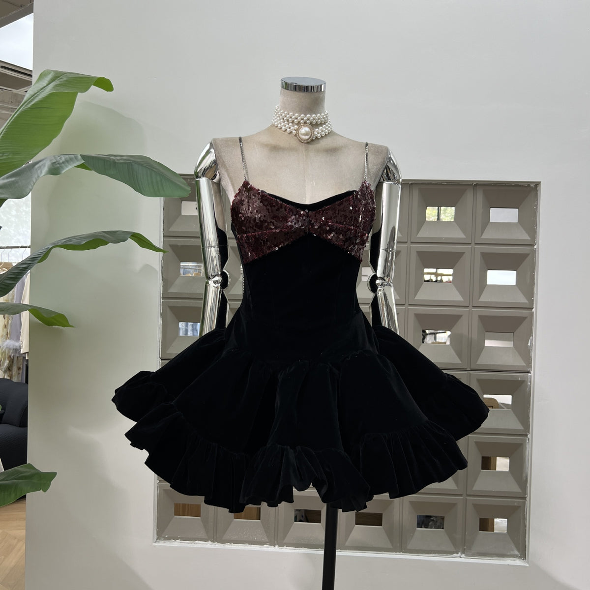 Samt-Patchwork A-Linien-Kleid – Bild 4 | LuxeStyle