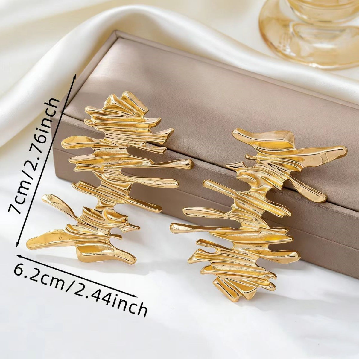 Geometrische Ohrstecker für Damen